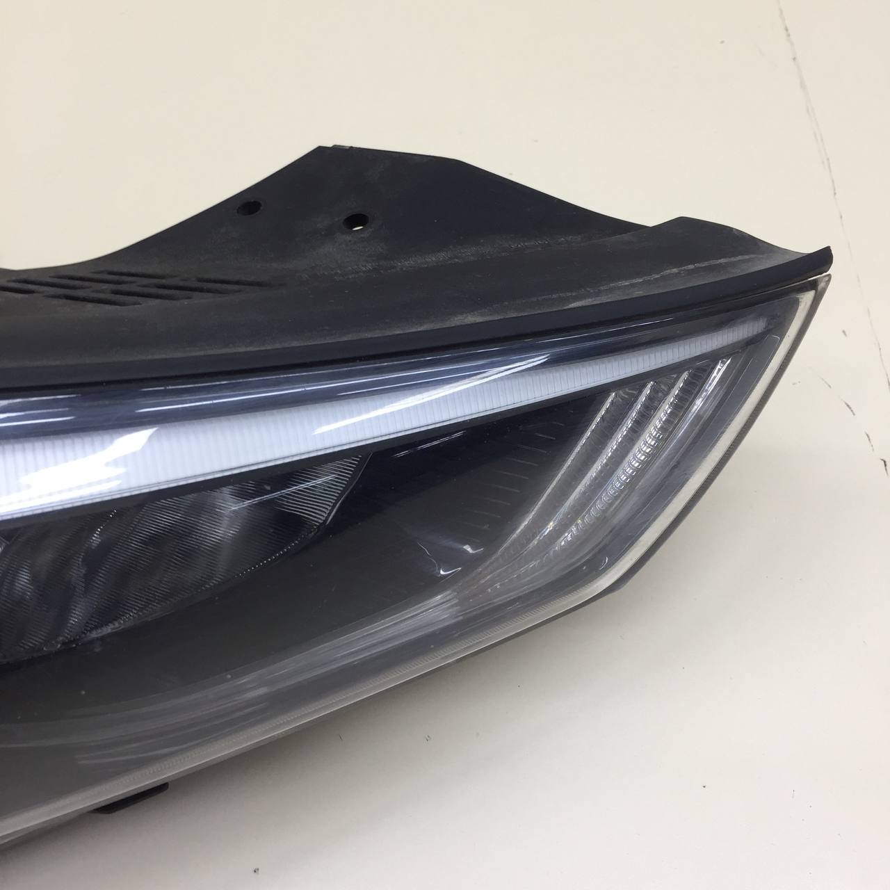 Фара правая Hyundai Tucson (TL) 2015-2021 Фара правая Hyundai Tucson (TL) 2015-2021