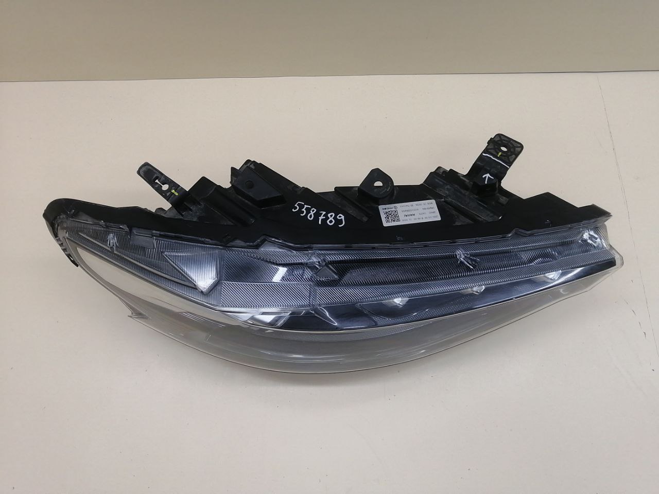 Фара правая Haval Haval F7 2019> Фара правая Haval Haval F7 2019>