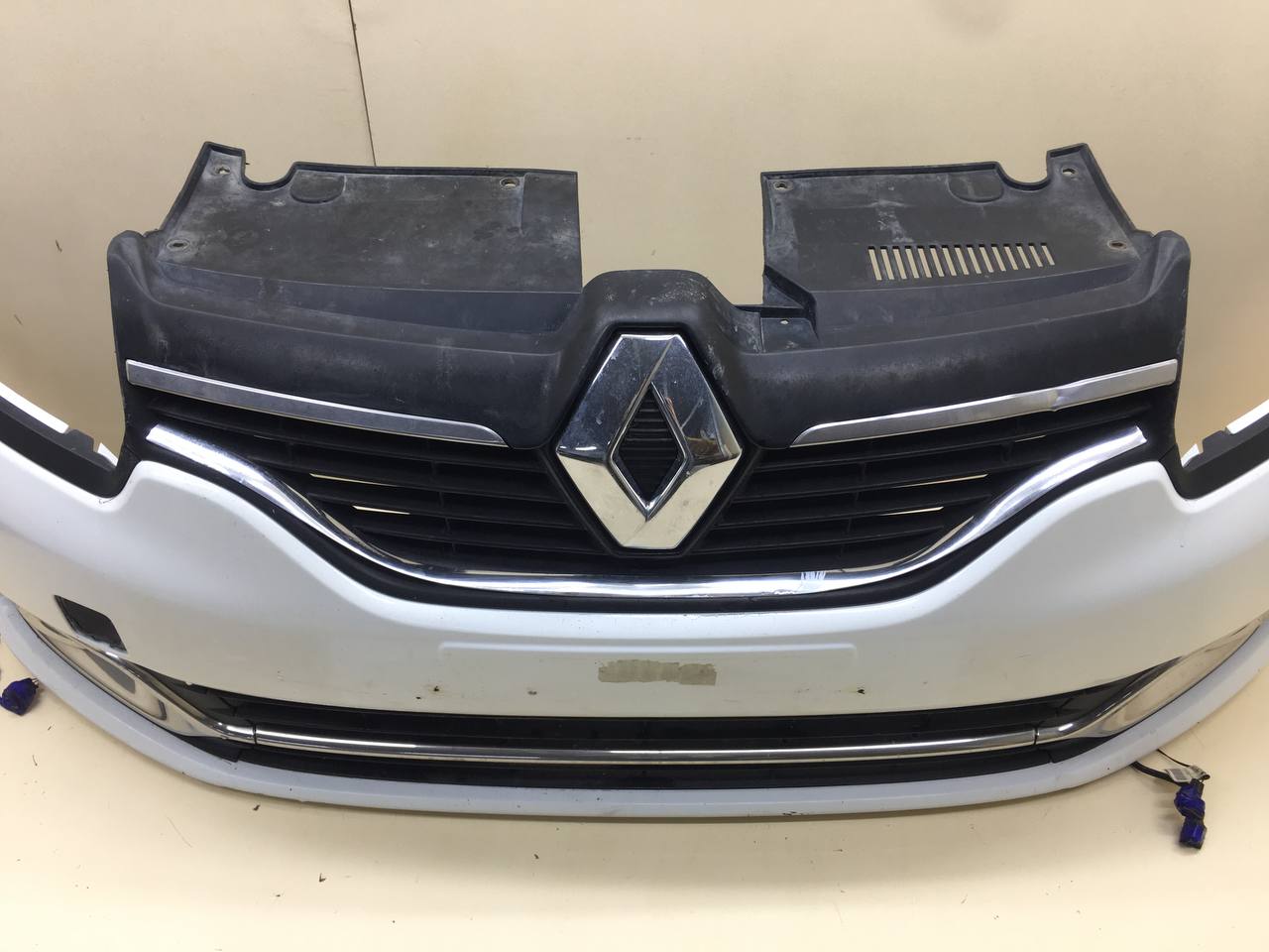 Бампер передний Renault Logan (2) 2014> Бампер передний Renault Logan (2) 2014>