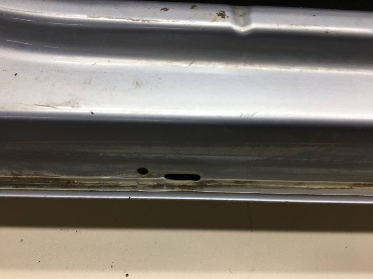 Дверь передняя левая Lada Granta 2011>