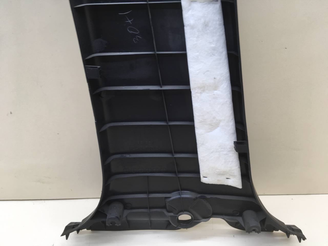 Обшивка стойки Lexus NX 200 (Z10) 2014-2021 Обшивка стойки Lexus NX 200 (Z10) 2014-2021