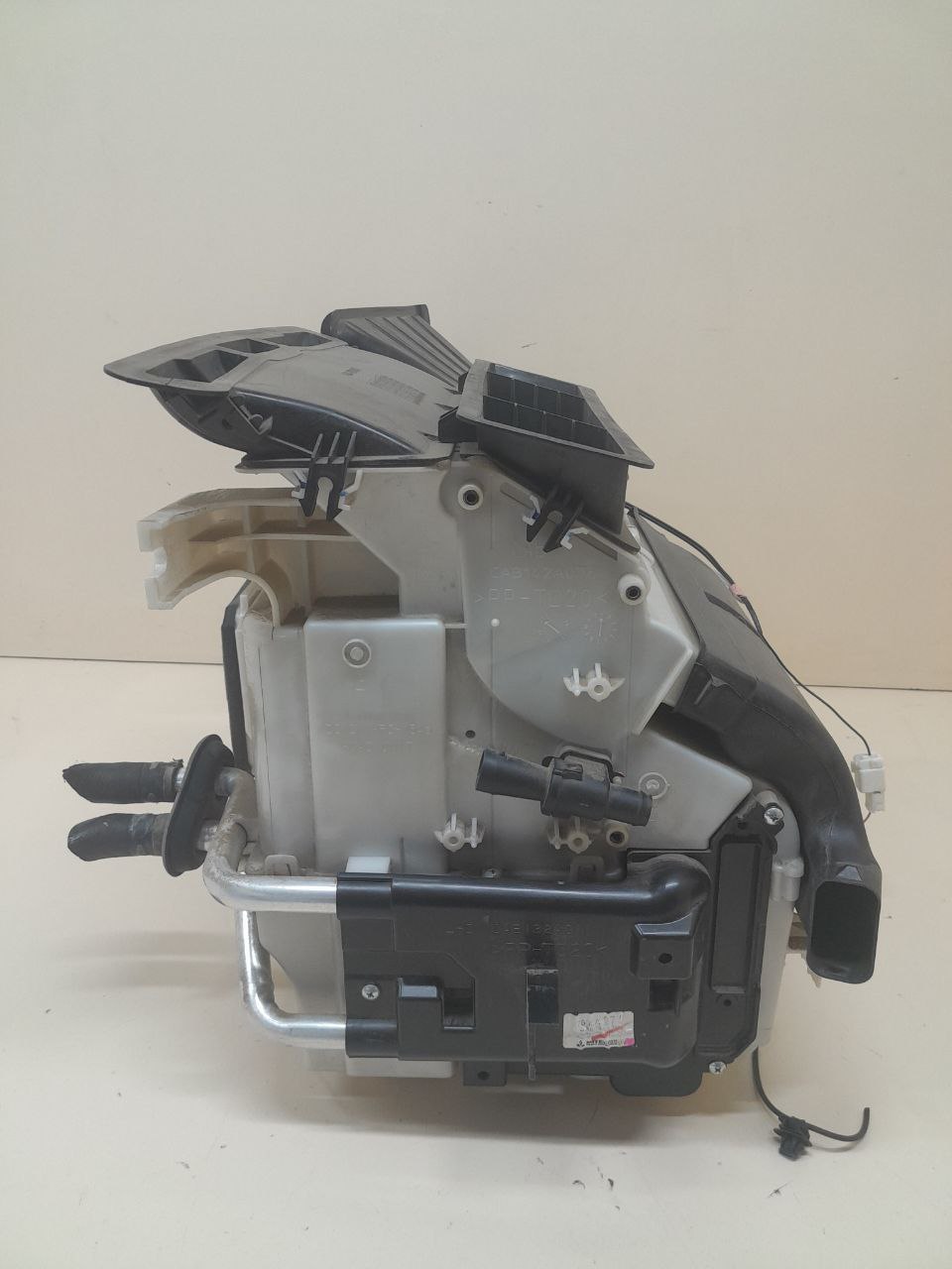 Корпус отопителя Mitsubishi Lancer X (CX, CY) 2007> Корпус отопителя Mitsubishi Lancer X (CX, CY) 2007>