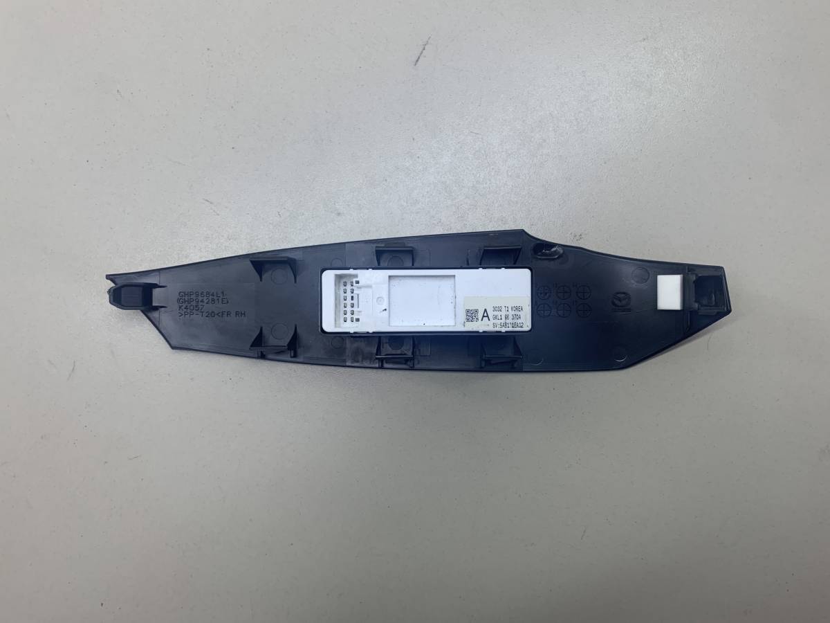 Кнопка стеклоподъемника Mazda Mazda 6 (GJ) 2013-2022