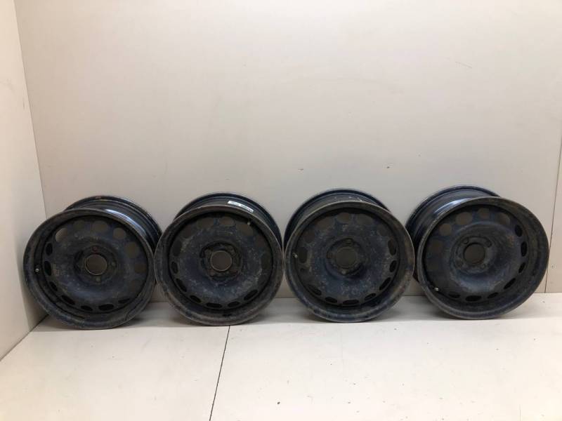 Диски к-кт R15 Штампованные