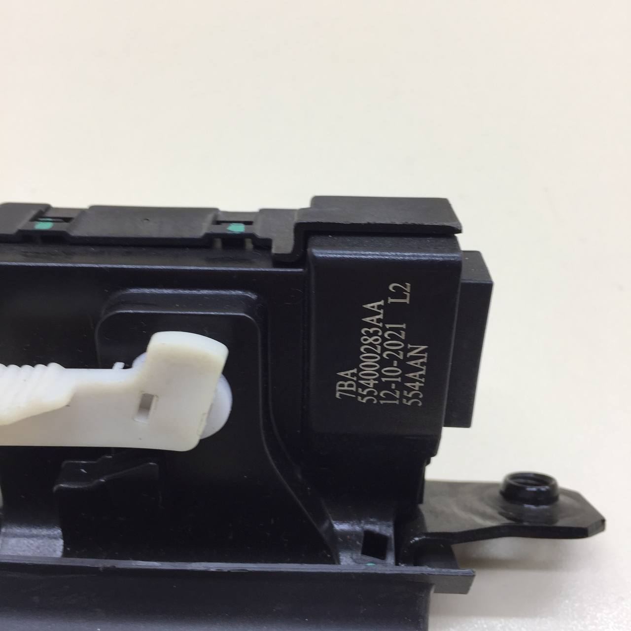 Замок багажника EXEED VX 2020>