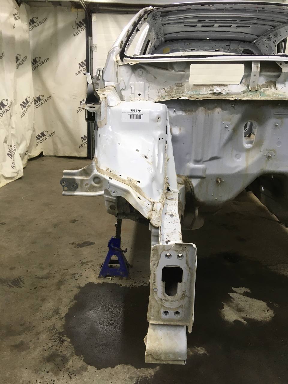 Четверть передняя правая Lexus NX 200 (Z10) 2014-2021