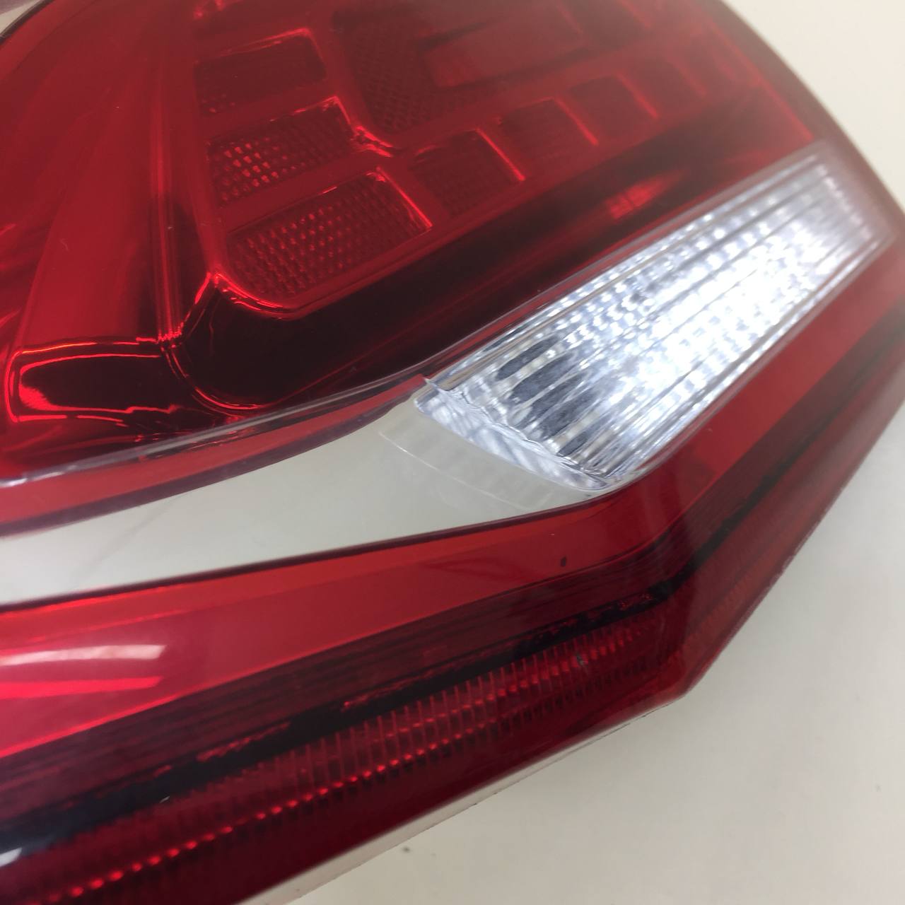 Фонарь задний внутренний правый Haval H6 2014-2020