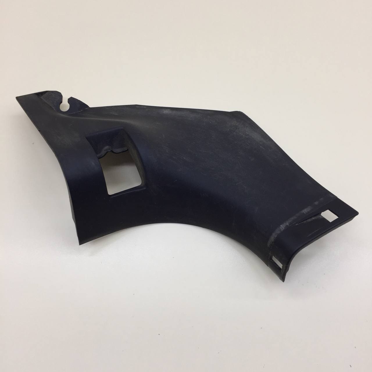 Обшивка стойки Mitsubishi Lancer X (CX, CY)  2007>