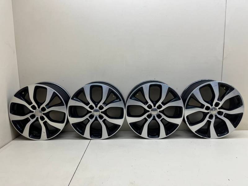 Диски к-кт R17 Литые