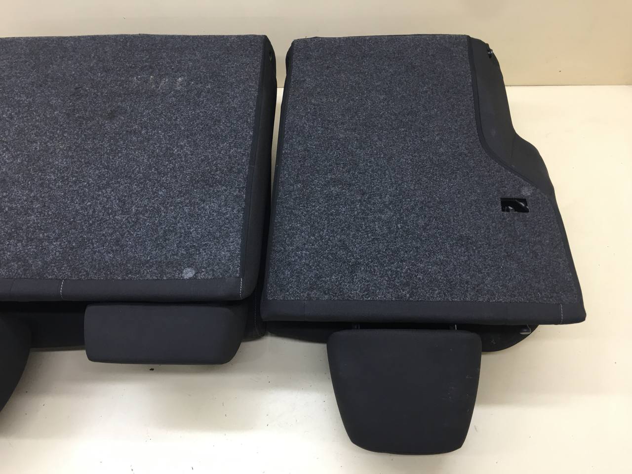 Сиденье (комплект) Volkswagen Polo (MK5) 2011-2020 Сиденье (комплект) Volkswagen Polo (MK5) 2011-2020