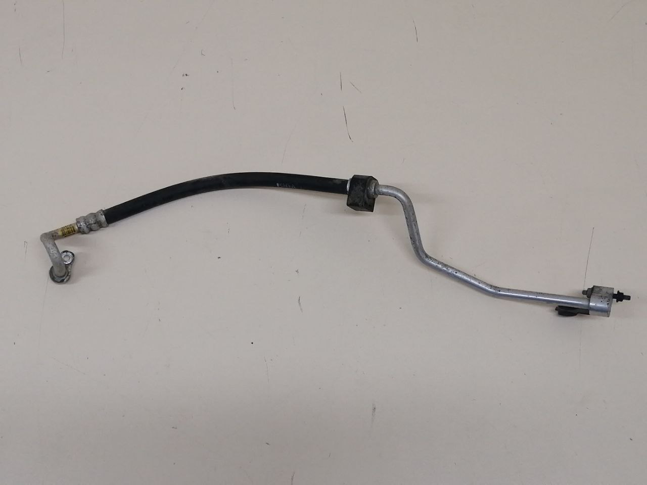 Трубка кондиционера Hyundai ix55 2007-2013
