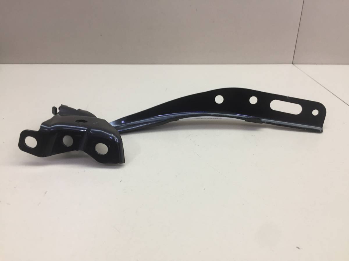 Петля капота левая Honda Jazz (GG) 2008-2015