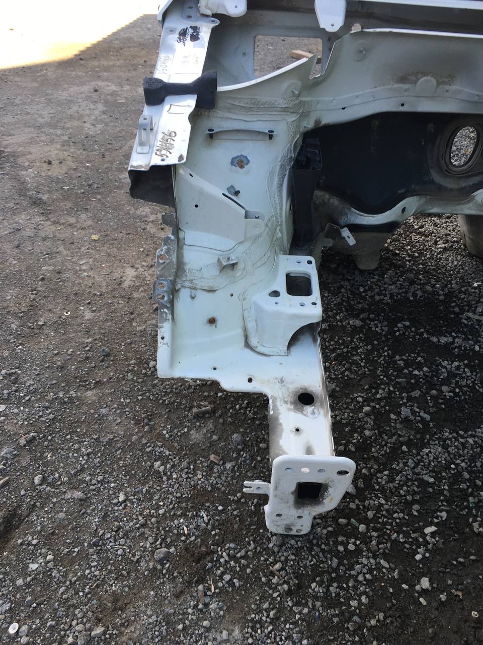 Четверть передняя правая Volkswagen Tiguan (5N1) 2007-2011 Четверть передняя правая Volkswagen Tiguan (5N1) 2007-2011