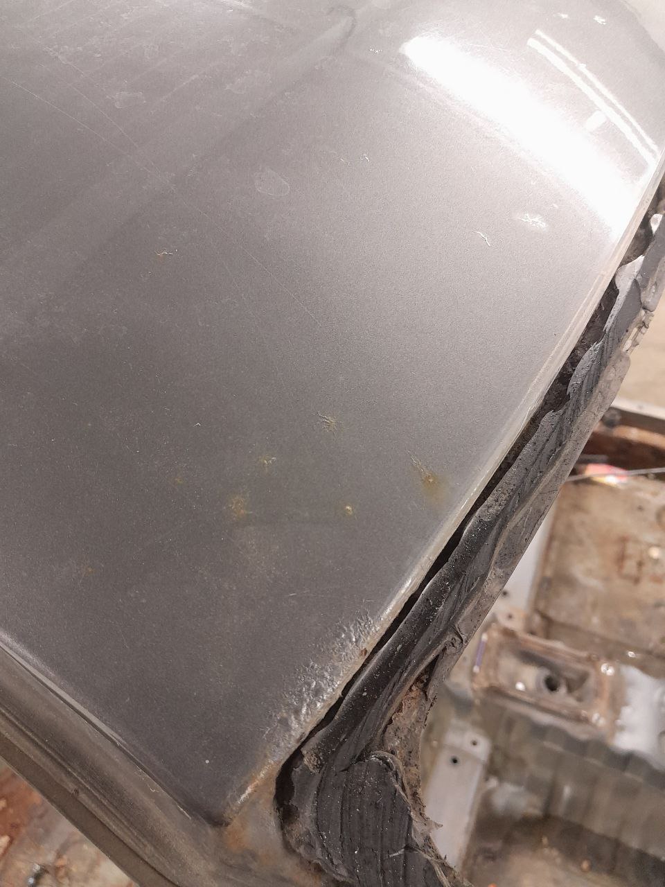 Крыша Nissan Almera (N16) 2000-2006 Крыша Nissan Almera (N16) 2000-2006