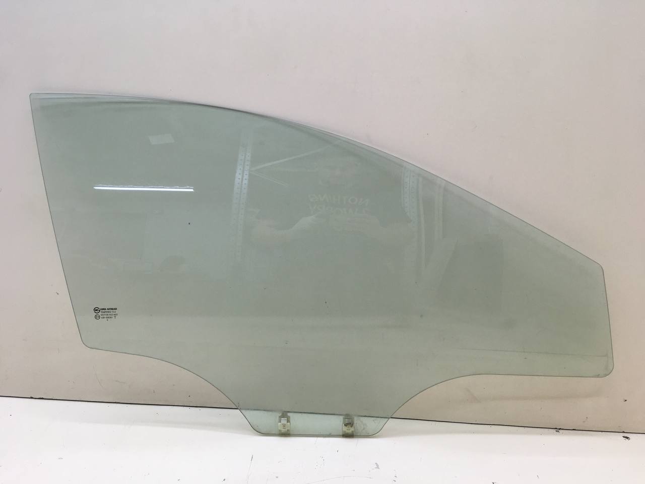 Стекло двери передней правой Hyundai Solaris (RB) 2010-2017