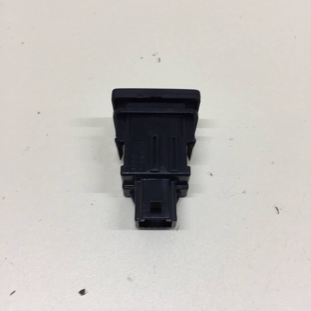 Кнопка омывателя фар Toyota Land Cruiser Prado (J150) 2009-2022