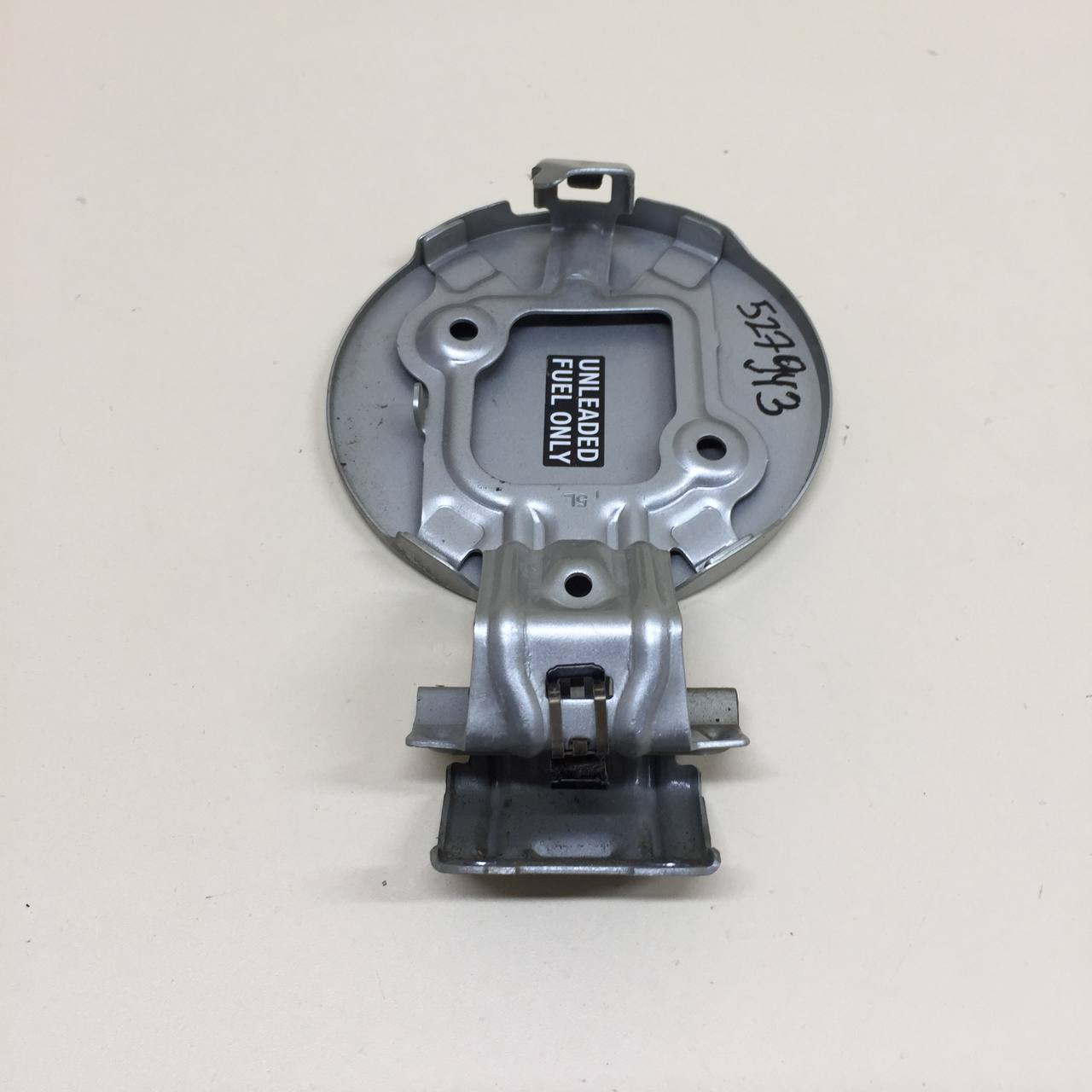 Лючок бензобака Toyota Auris (E150) 2006-2012