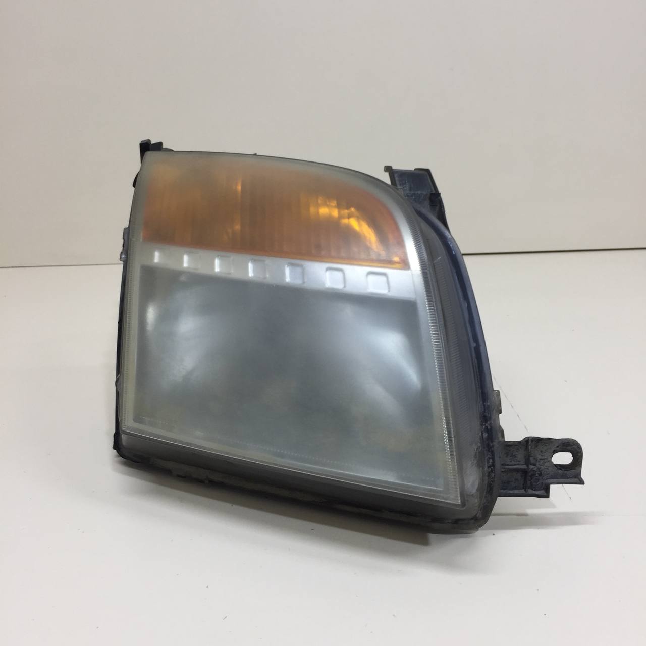 Фара правая Ford Fusion (JU) 2002-2012 Фара правая Ford Fusion (JU) 2002-2012