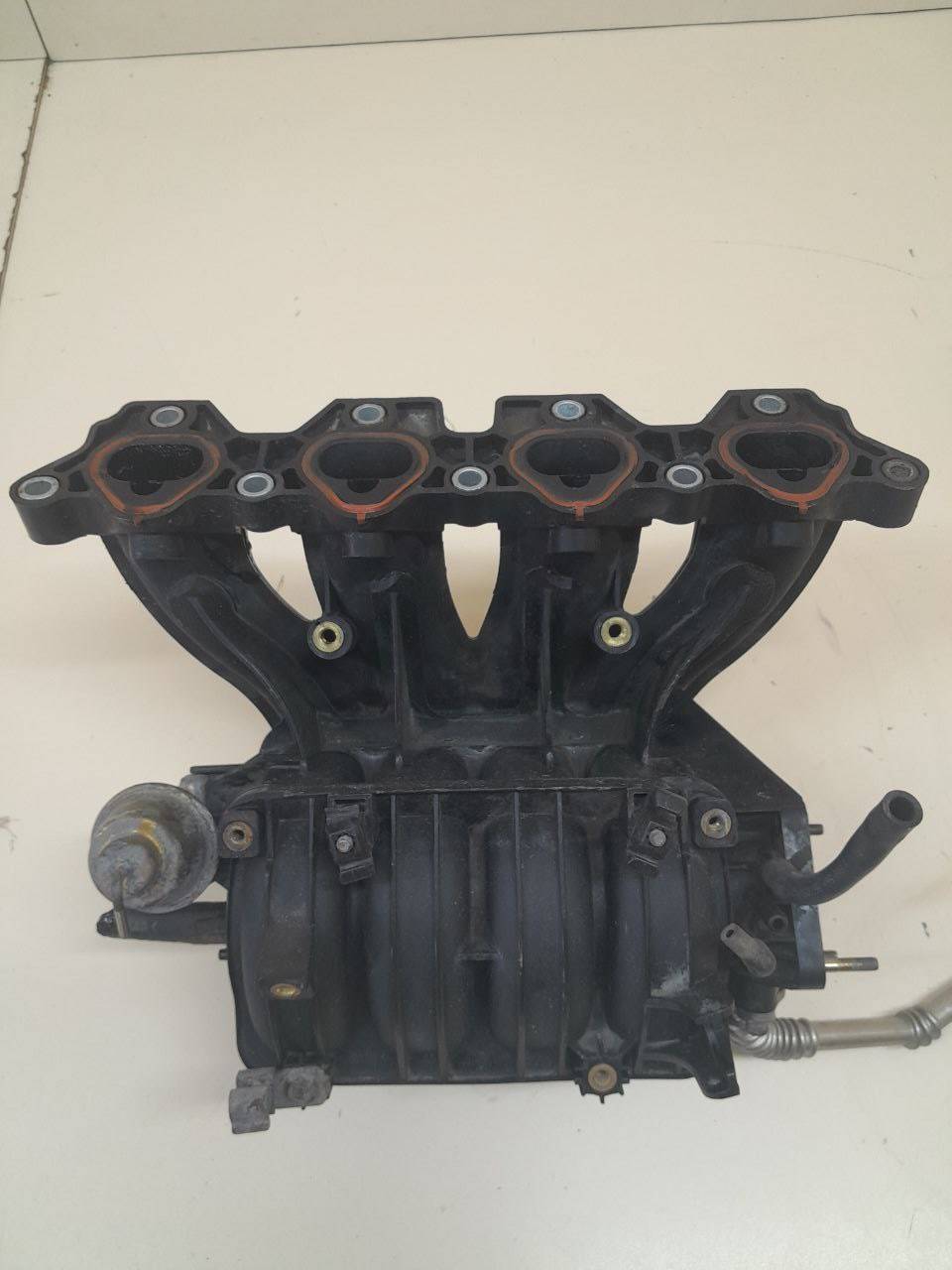 Коллектор впускной Chevrolet Aveo T200 2003-2008 Коллектор впускной Chevrolet Aveo T200 2003-2008