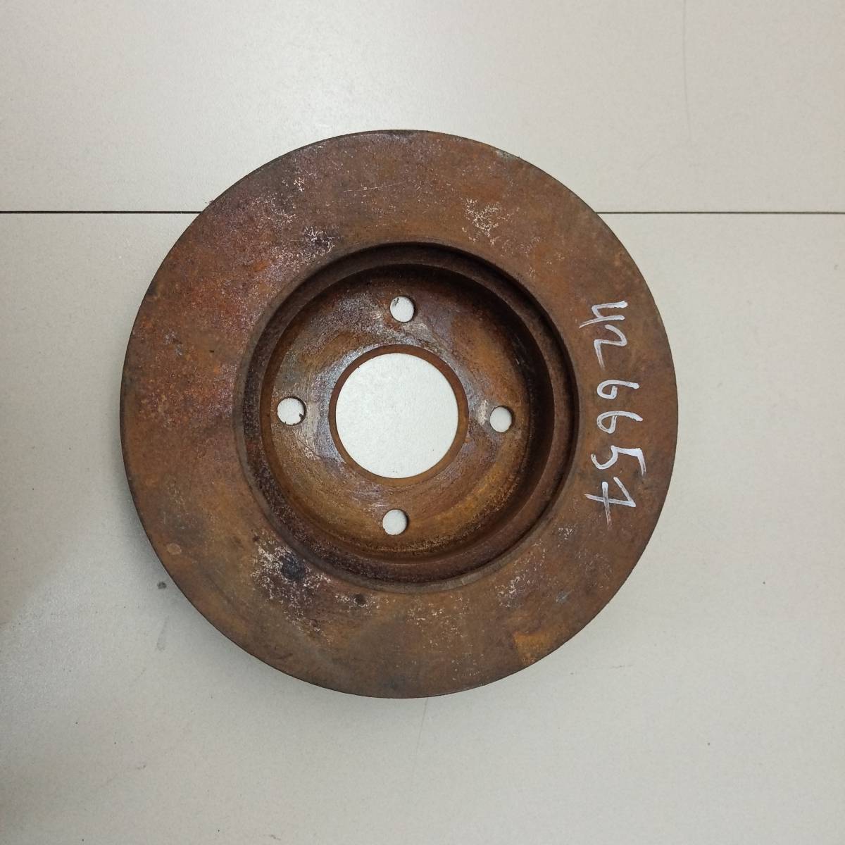 Диск тормозной передний Nissan March (K11) 1992-2002