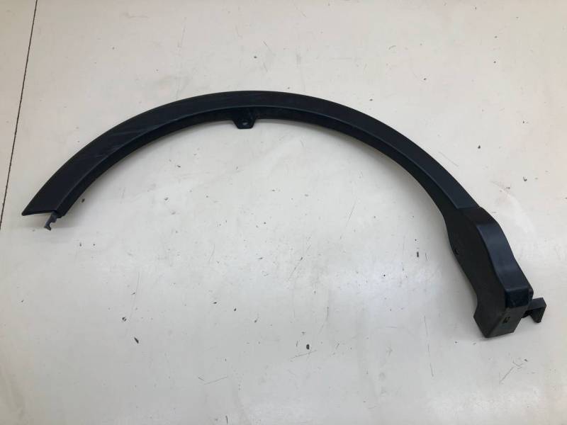 Накладка заднего крыла правого Toyota Rav 4 (XA40) 2013-2019