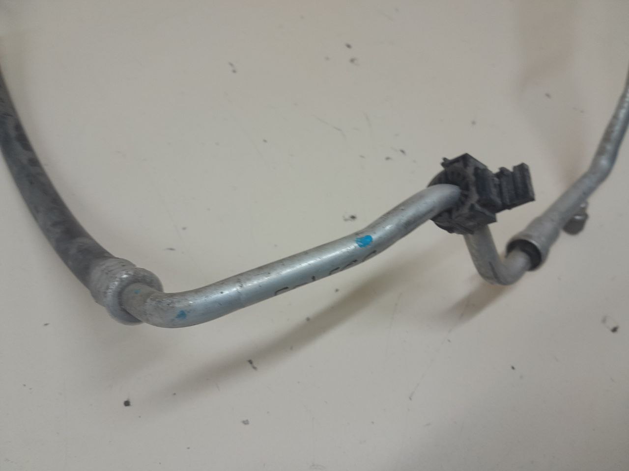 Трубка кондиционера Toyota Corolla E180 2013-2019 Трубка кондиционера Toyota Corolla E180 2013-2019