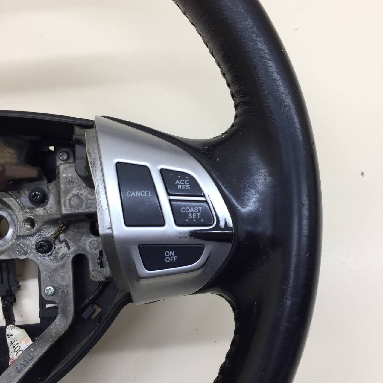 Рулевое колесо для AIR BAG (без AIR BAG) Mitsubishi Outlander XL (CW) 2006-2012 Рулевое колесо для AIR BAG (без AIR BAG) Mitsubishi Outlander XL (CW) 2006-2012