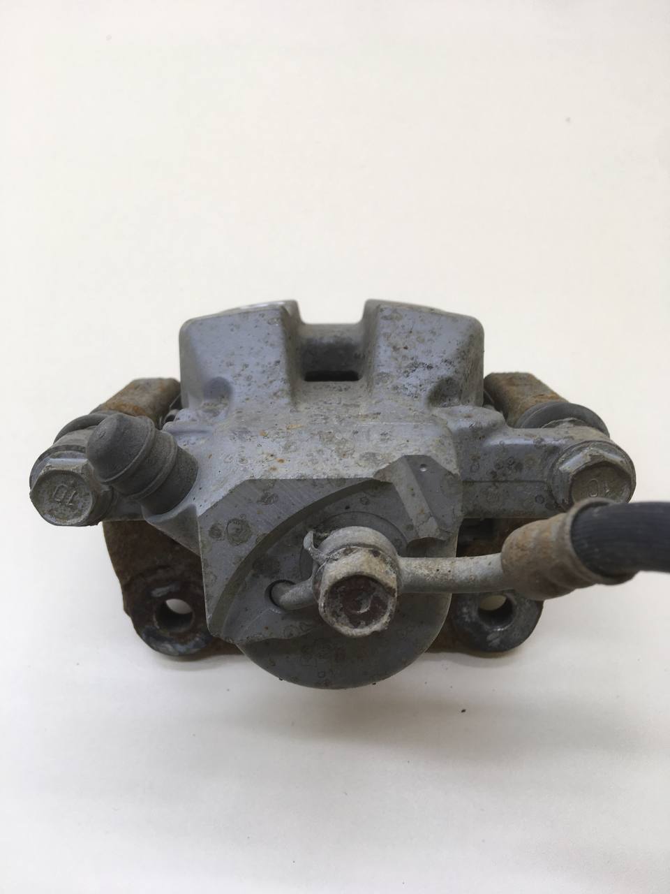 Суппорт задний правый Toyota Rav 4 (A30) 2006-2013