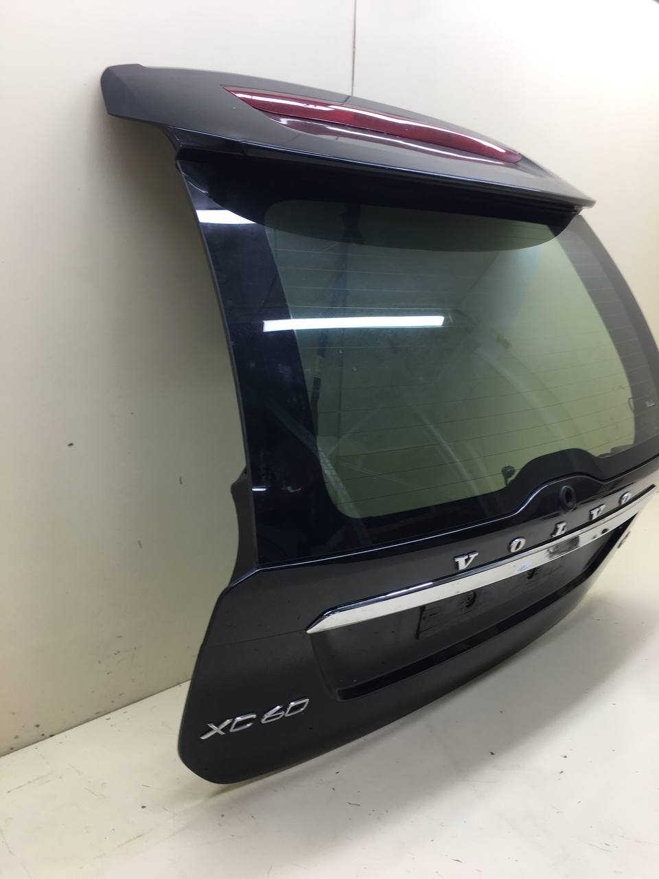 Дверь багажника со стеклом Volvo XC60 2008-2017