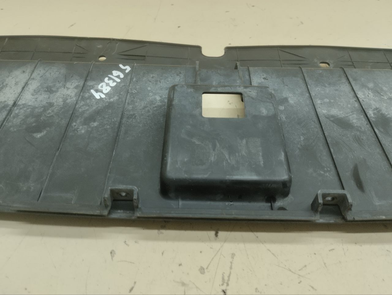 Кожух замка капота Hyundai Tucson (TL) 2015-2021 Кожух замка капота Hyundai Tucson (TL) 2015-2021