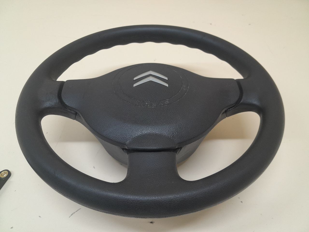 Подушка безопасности в рулевое колесо Citroen Berlingo (NEW) (B9) 2008> Подушка безопасности в рулевое колесо Citroen Berlingo (NEW) (B9) 2008>