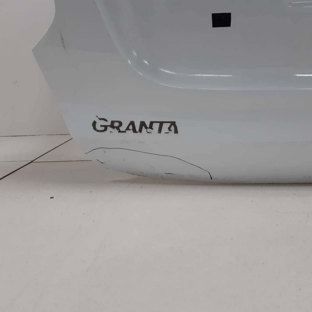 Дверь багажника Lada Granta 2011>