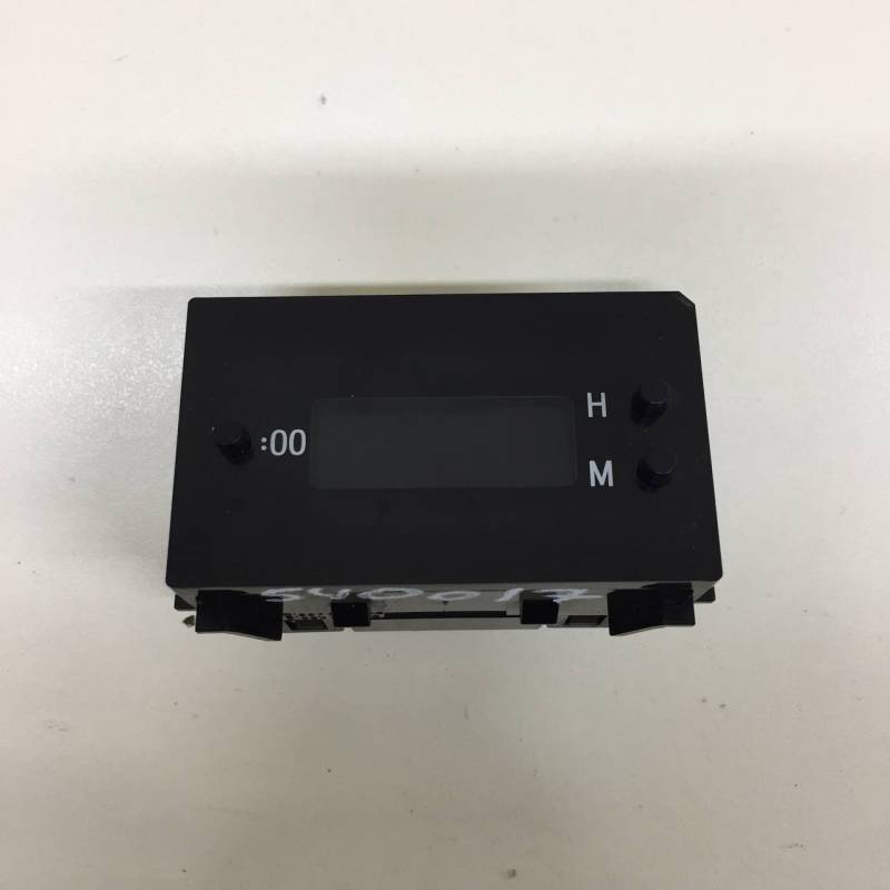 Часы Toyota Corolla E180 2013-2019 Часы Toyota Corolla E180 2013-2019
