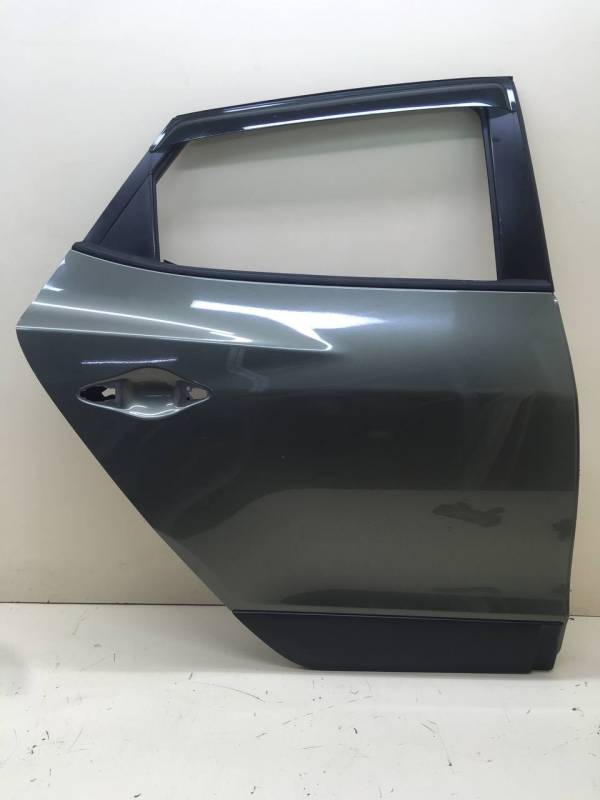 Дверь задняя правая Hyundai ix35 (LM) 2010-2015 Дверь задняя правая Hyundai ix35 (LM) 2010-2015