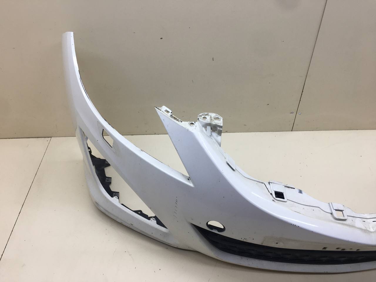 Бампер передний Mazda Mazda 6 (GH) 2007-2012 Бампер передний Mazda Mazda 6 (GH) 2007-2012