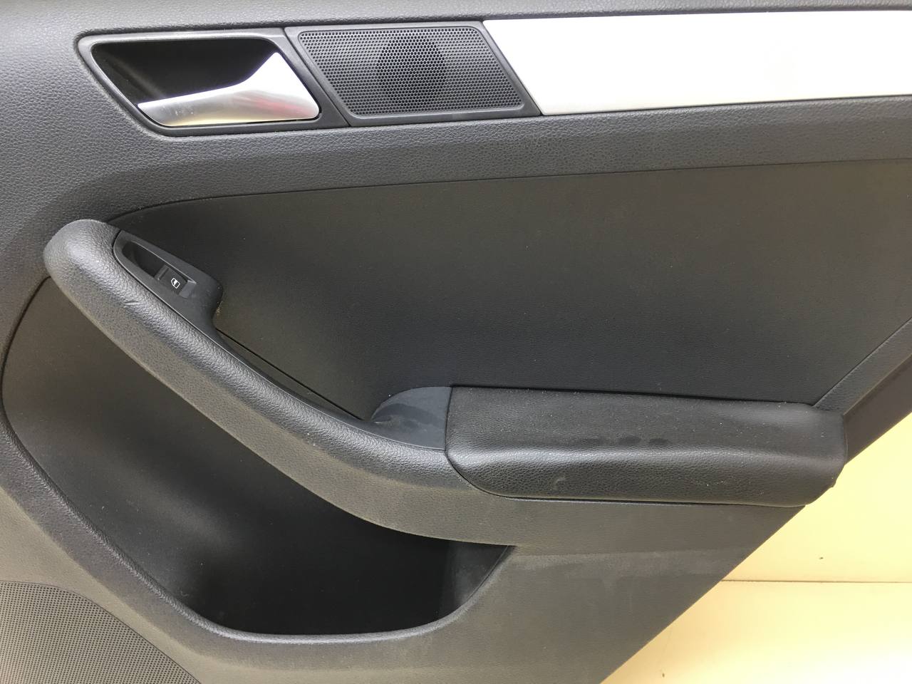 Дверь задняя правая Volkswagen Jetta (A6) 2010-2019