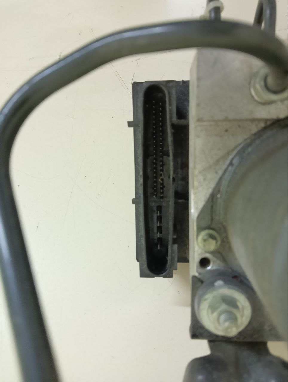 Блок ABS (насос) Subaru Forester (S12) 2008-2012