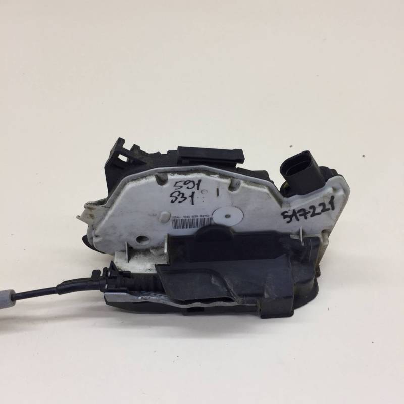 Замок двери задней левой Volkswagen Tiguan (5N1) 2007-2011 Замок двери задней левой Volkswagen Tiguan (5N1) 2007-2011