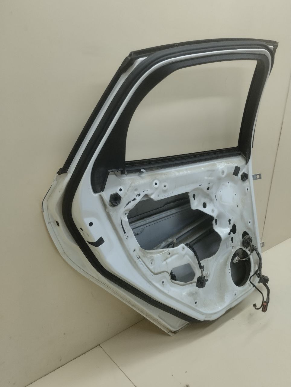 Дверь задняя левая Ford Focus 3 2011>
