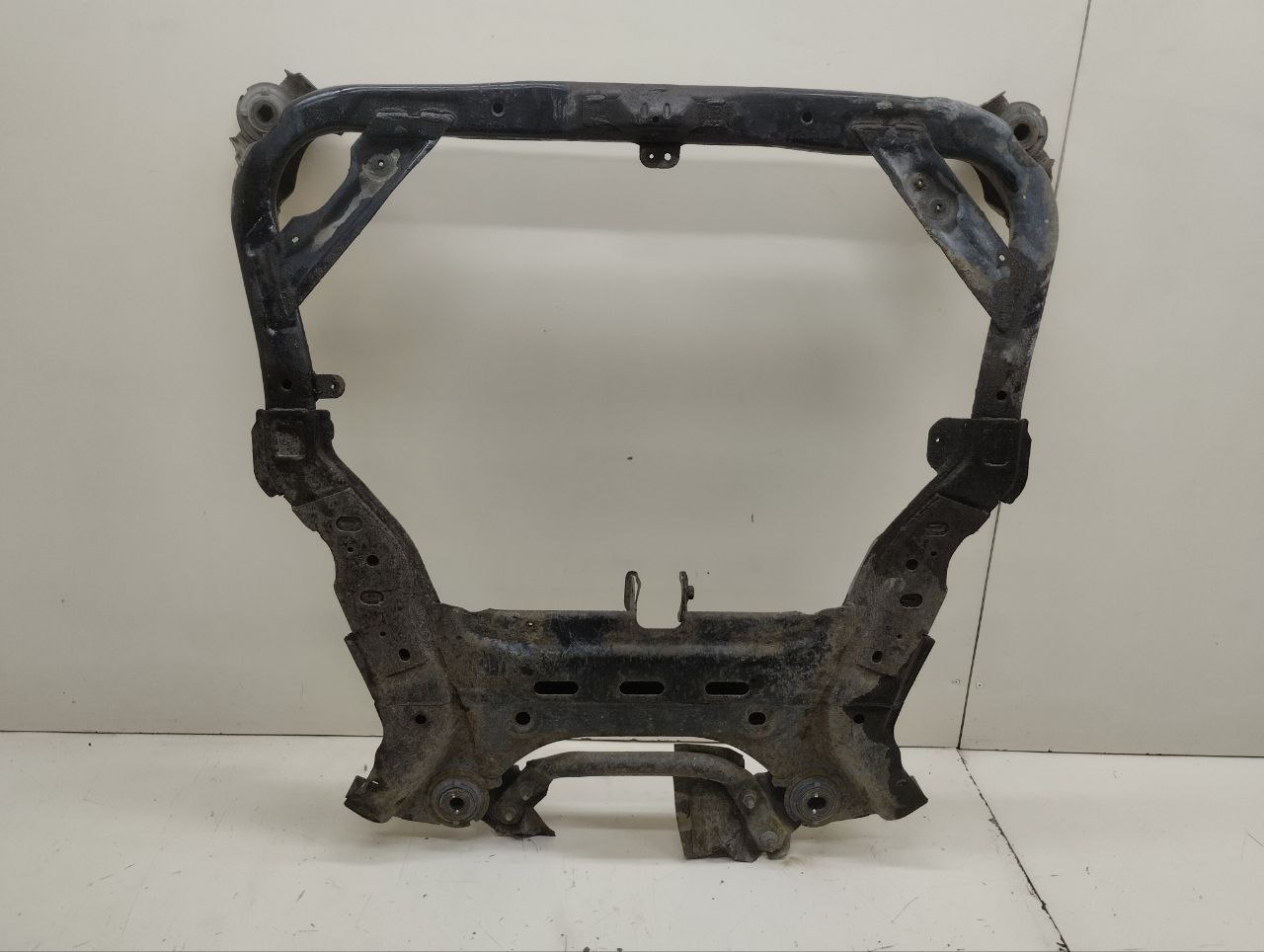 Балка подмоторная Mazda Mazda 6 (GG) 2002-2007 Балка подмоторная Mazda Mazda 6 (GG) 2002-2007