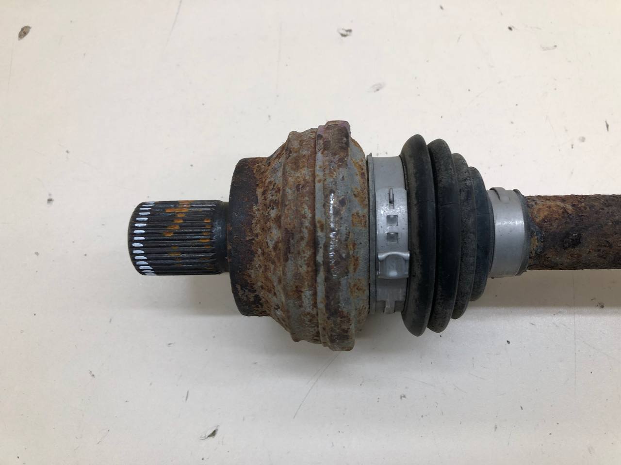 Полуось задняя правая Volkswagen Tiguan (5N1) 2007-2011