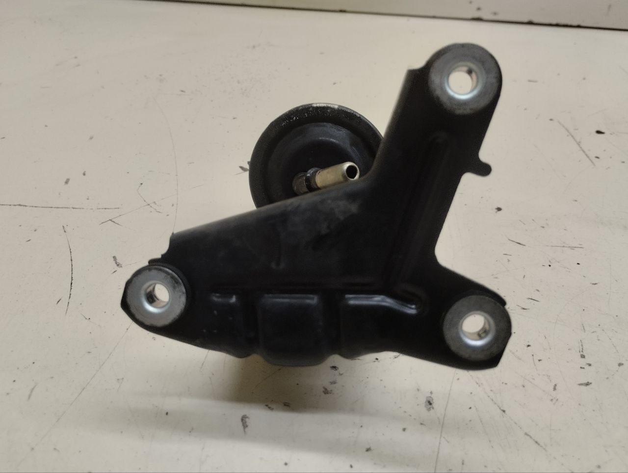 Кронштейн Toyota Land Cruiser Prado (J150) 2009-2022 Кронштейн Toyota Land Cruiser Prado (J150) 2009-2022