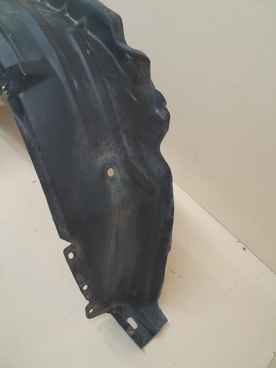 Локер передний левый Nissan Almera (N16) 2000-2006