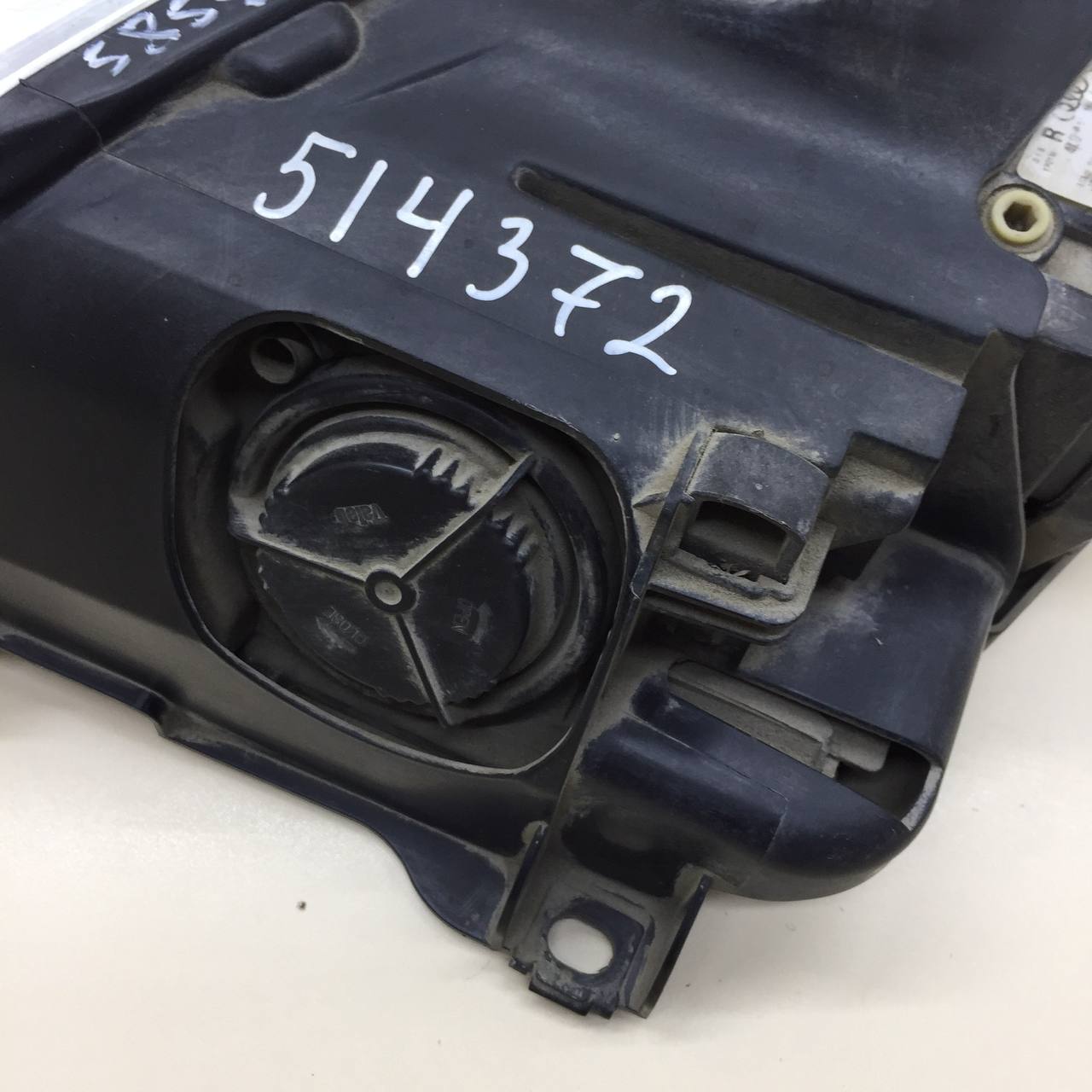 Фара правая Audi Q7 (4L) 2005-2015
