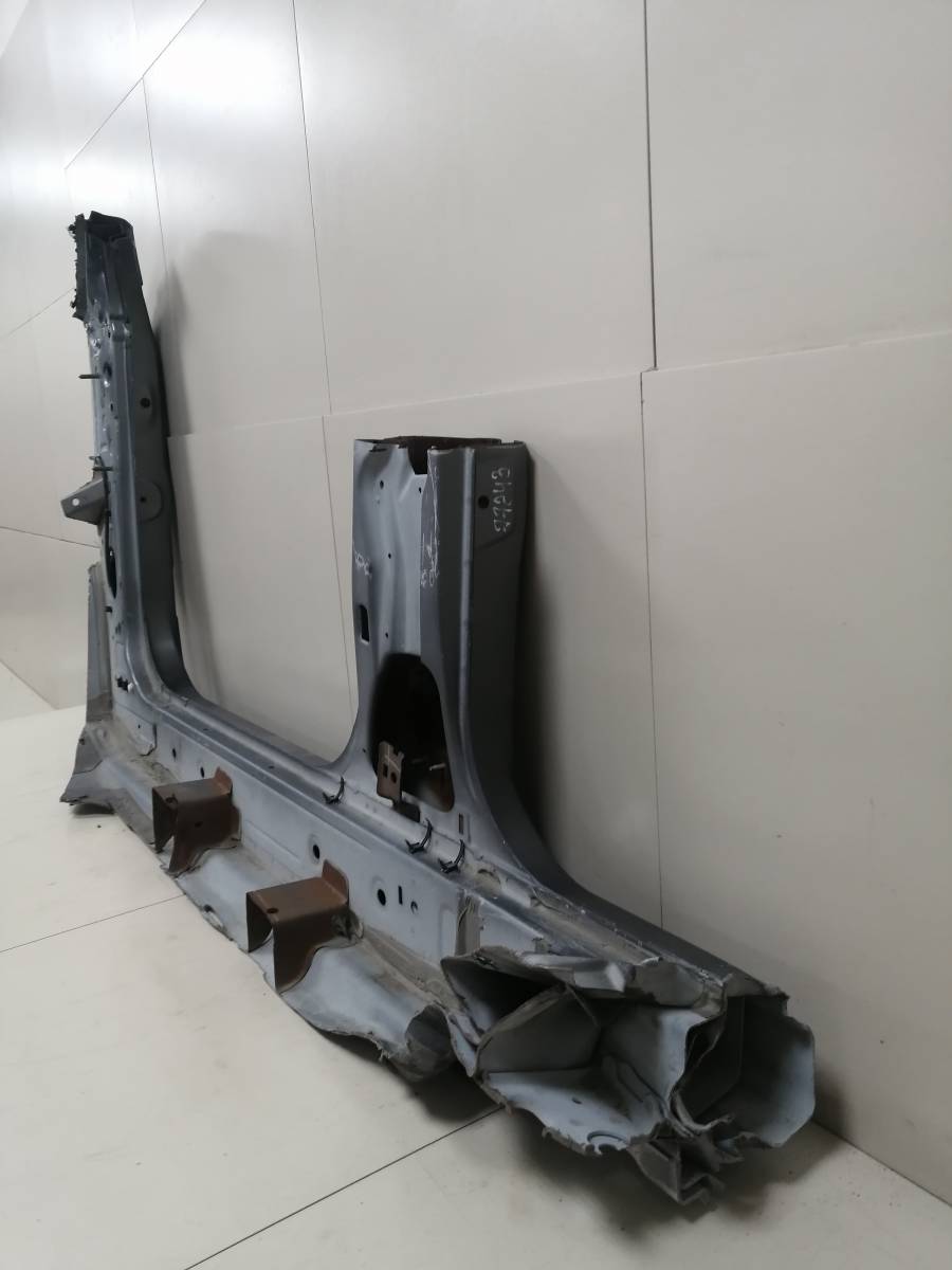 Порог со стойкой правый Nissan Qashqai (J10) 2006-2013