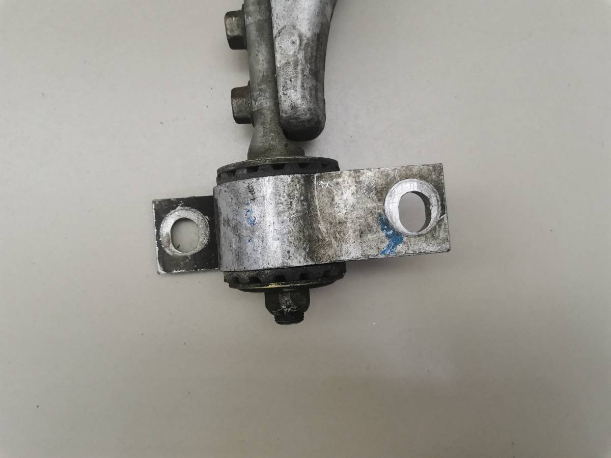 Рычаг передний левый Subaru Impreza (G10) 1996-2000