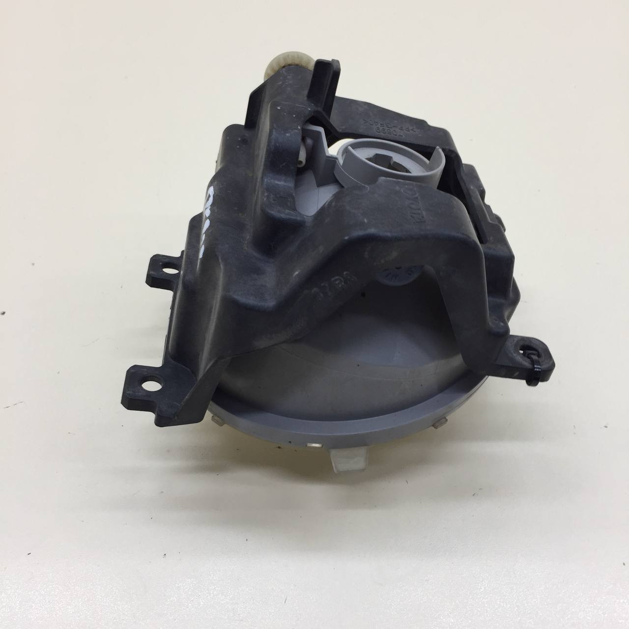Фара противотуманная левая Toyota Land Cruiser (J200) 2007-2021