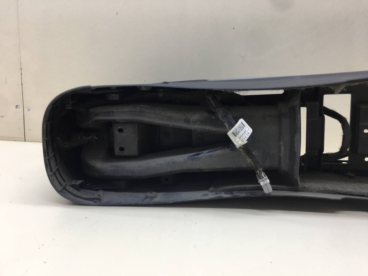 Консоль центральная Hyundai i40 (VF) 2011> Консоль центральная Hyundai i40 (VF) 2011>