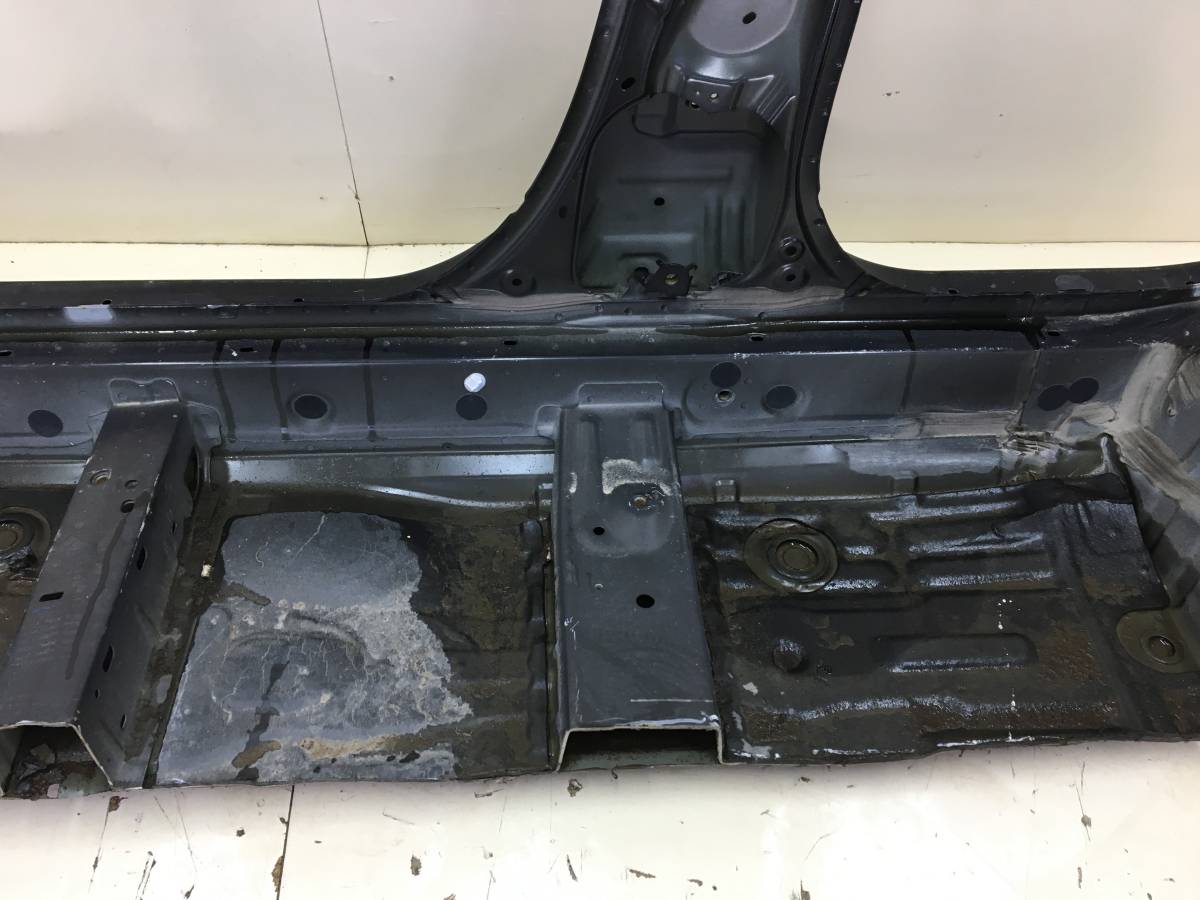 Порог со стойкой правый Toyota Camry (XV50) 2011-2017
