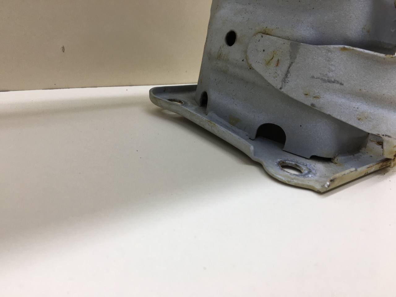 Усилитель переднего бампера Ford Focus 3 2011>